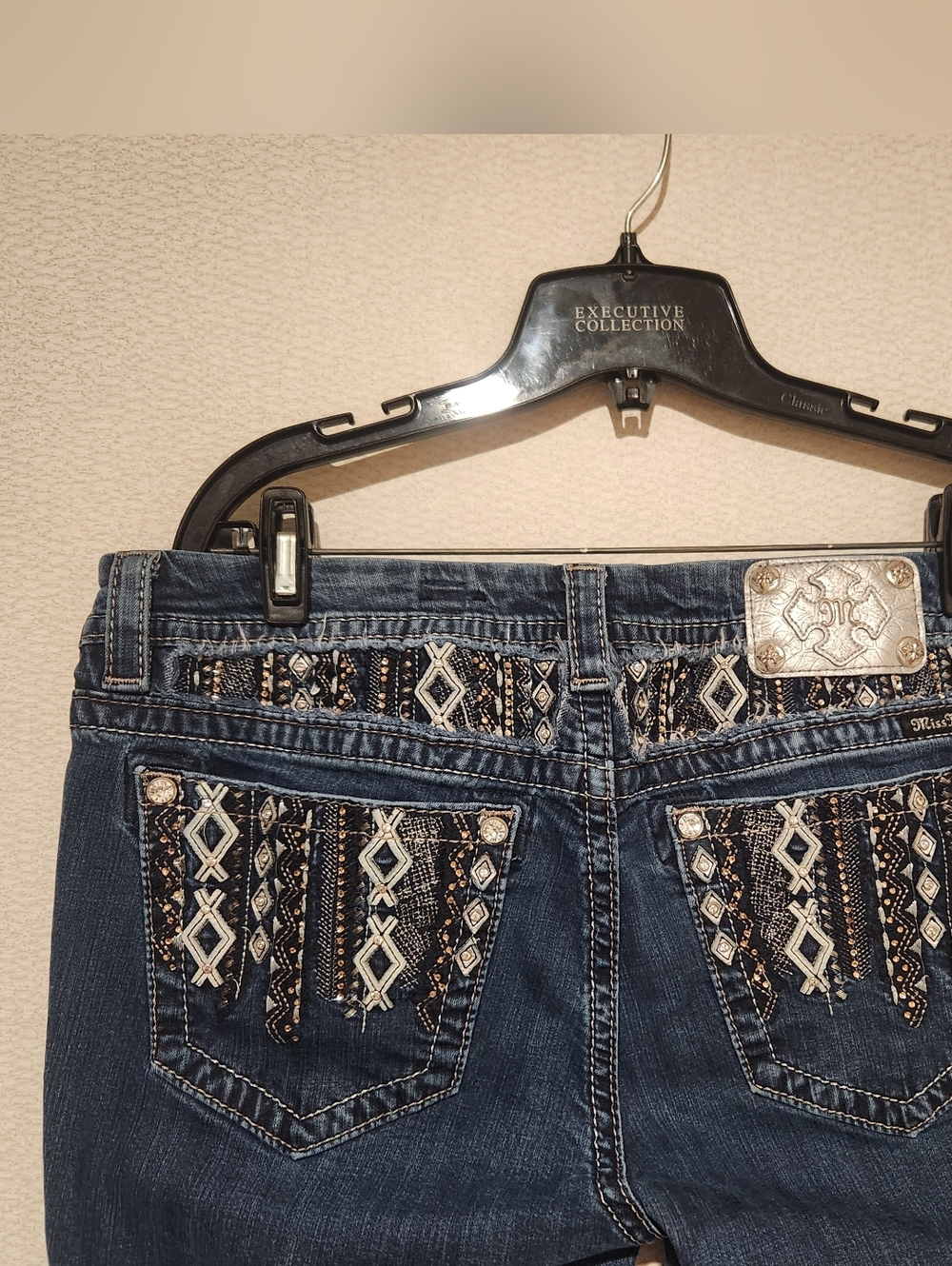 Miss Me Easy Boot Stretch Jeans Mid Rise Curvy Fit Womens Size 33 - Picture 4 of 10